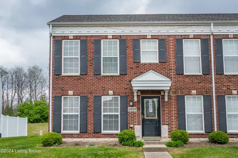 6809 Arbor Creek Dr, Louisville, KY 40228