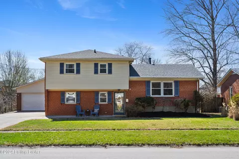 6608 Morning Star Way, Louisville, KY 40272