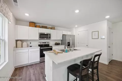 Kitchen - 120 Beech Tree Ct, Brooks, KY 40109 photo 2 of 5
