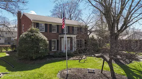 11102 Kilrenny Ct, Louisville, KY 40243