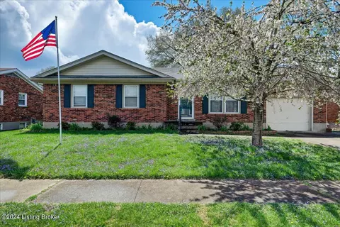 4702 Mile Of Sunshine Dr, Louisville, KY 40219