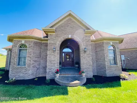 611 Horan Ln, Springfield, KY 40069