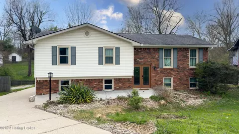 8605 Burlingame Ct, Louisville, KY 40219