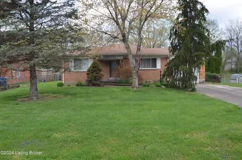 8702 Terry Rd, Louisville, KY 40258