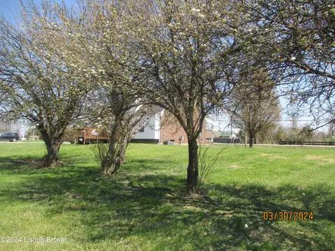 View/Area - 357 Bates Ln, Shepherdsville, KY 40165 photo 1 of 2