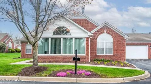 11905 Little Horn Pl, Louisville, KY 40299