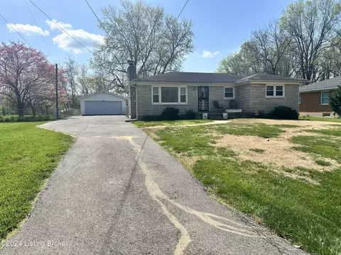10405 Sunlight Ln, Louisville, KY 40272