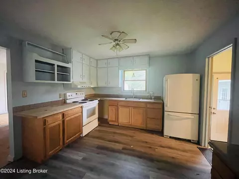 Kitchen - 810 Thomas Hill Rd, Madison, IN 47250 photo 1 of 1