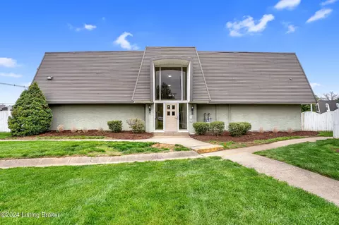 705 La Fontenay Ct, Louisville, KY 40223
