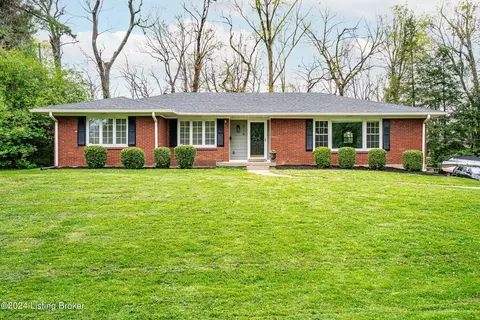 716 Circle Hill Rd, Louisville, KY 40207
