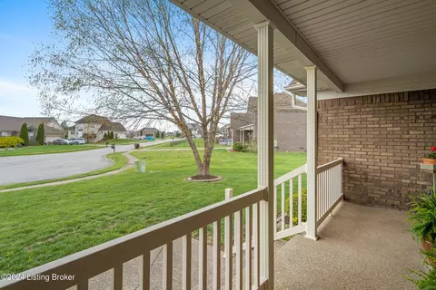 Exterior - 154 Cornucopia Ct, Mount Washington, KY 40047 photo 3 of 12