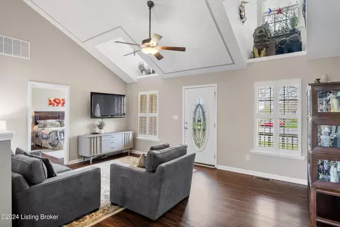Living - 154 Cornucopia Ct, Mount Washington, KY 40047 photo 1 of 5