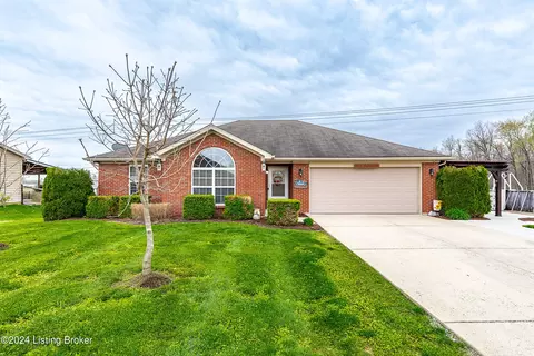 12307 Pinta Pl, Sellersburg, IN 47172