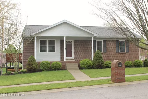 105 Fox Run Dr, Wilmore, KY 40390