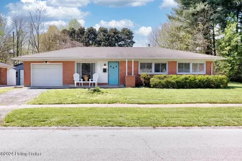 3520 Terrier Ln, Louisville, KY 40218