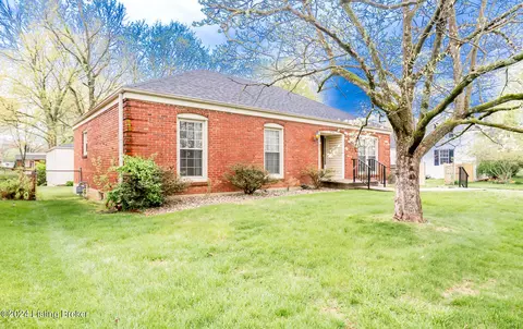 2906 Cromarty Way, Louisville, KY 40218