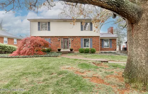 9502 Aylesbury Dr, Louisville, KY 40242