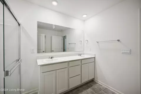Bath - 116 Beech Tree Ct, Brooks, KY 40109 photo 5 of 9