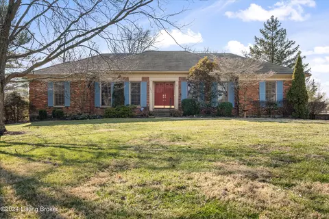 5508 Montfort Ln, Crestwood, KY 40014