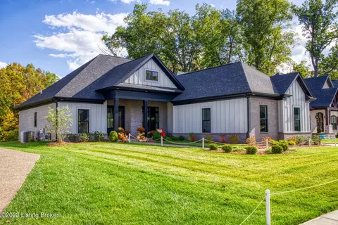 13114 Trump Ave, Louisville, KY 40299