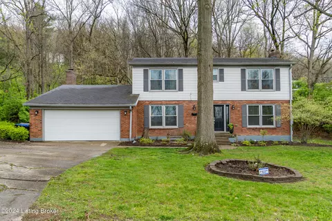 5345 Rollingwood Trl, Louisville, KY 40214