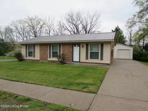 9722 Cedar Lake Dr, Louisville, KY 40291