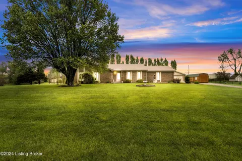 214 Country Trace Dr, Taylorsville, KY 40071