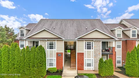 10202 Deer Vista Dr #104, Louisville, KY 40291