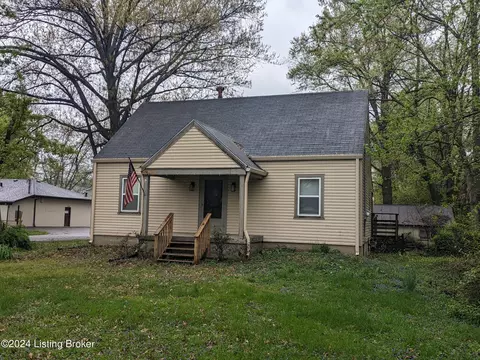 1916 Dubourg Ave, Louisville, KY 40216