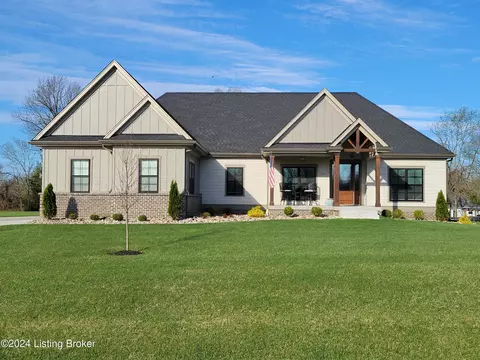 1805 Zachary Dr, La Grange, KY 40031