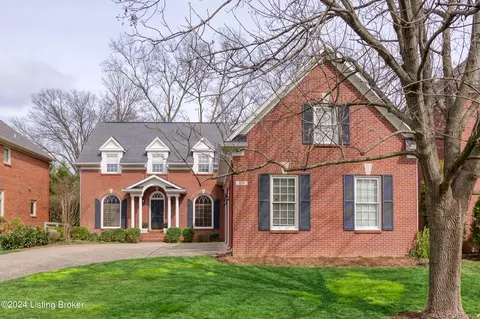 217 Coralberry Rd, Louisville, KY 40207