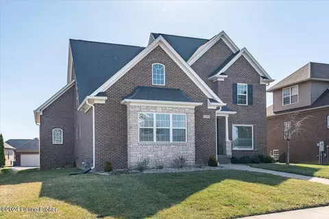 1008 Champions Cir, Simpsonville, KY 40067