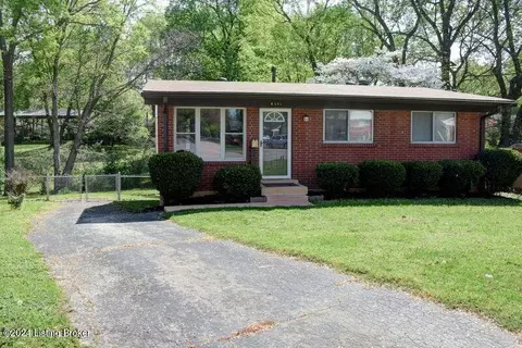 8211 Sprint Ct, Louisville, KY 40291