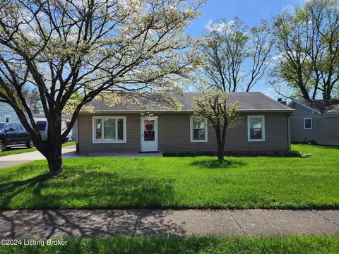 6616 Ashbrooke Dr, Pewee Valley, KY 40056