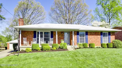 5703 Prince William St, Louisville, KY 40207