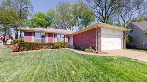 4509 Marse Pl, Louisville, KY 40299