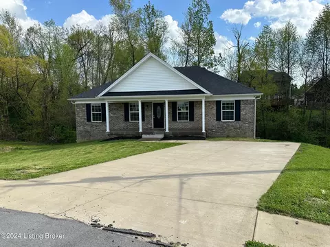108 Hopkins Ct, Bardstown, KY 40004