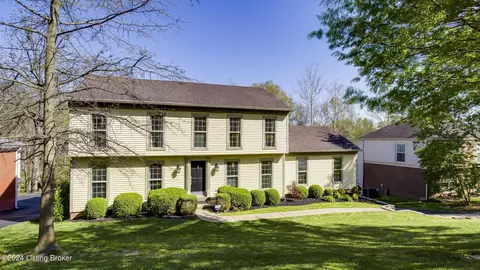 4408 Deepwood Dr, Louisville, KY 40241