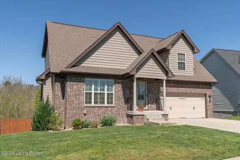 3166 Squire Cir, Shelbyville, KY 40065