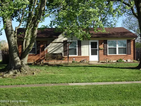 5223 Mt Holyoke, Louisville, KY 40216