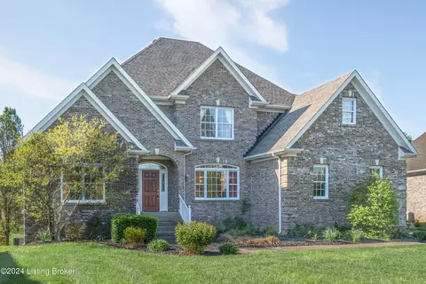 3804 Cressington Pl, Louisville, KY 40245