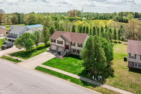 2524 Kensington Way, Elizabethtown, KY 42701