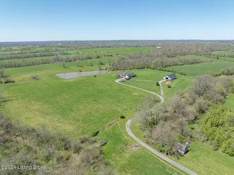 8900 Dover Rd, Shelbyville, KY 40065