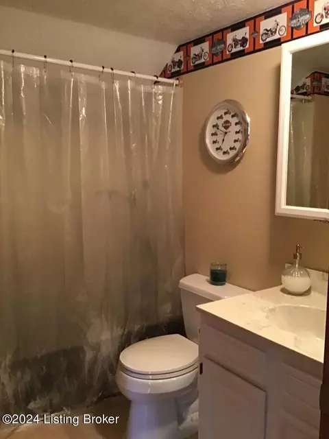 Bath - 166 Doris Way, Brooks, KY 40109 photo 3 of 3
