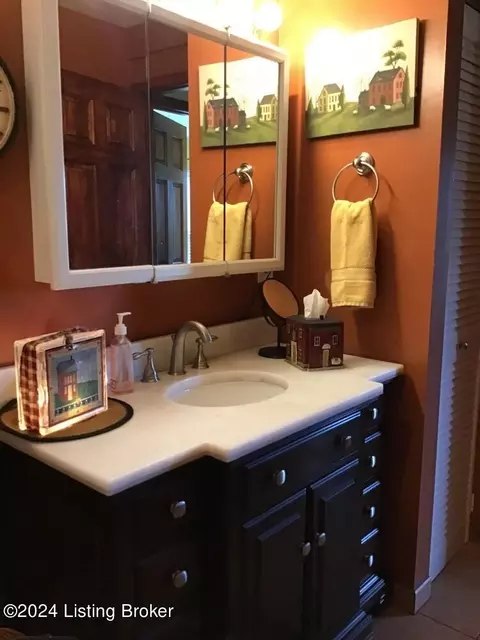 Bath - 166 Doris Way, Brooks, KY 40109 photo 1 of 3