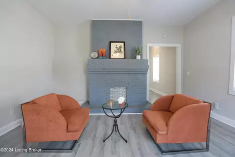 708 E Caldwell St, Louisville, KY 40203