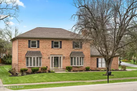 3414 Broeck Pointe Cir, Louisville, KY 40241