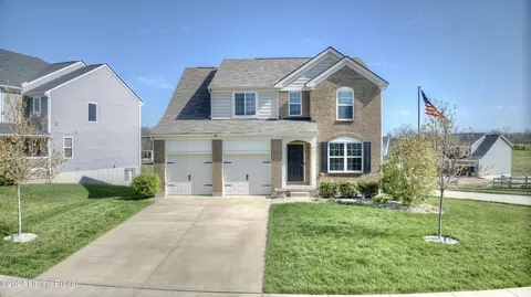 362 University Dr, Walton, KY 41094