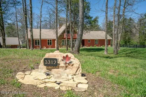 3312 Maple Leaf Dr, La Grange, KY 40031