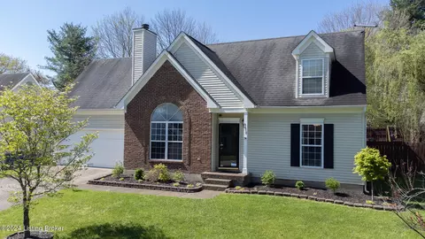 8610 Shenandoah Dr, Pewee Valley, KY 40056